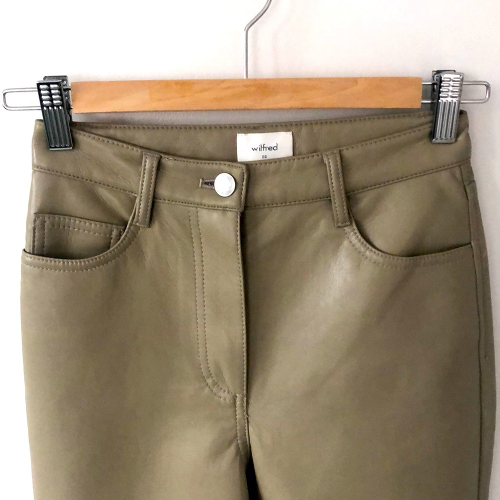 Aritzia Wilfred  High rise Melina Vegan Leather pants colour Tan, size 0